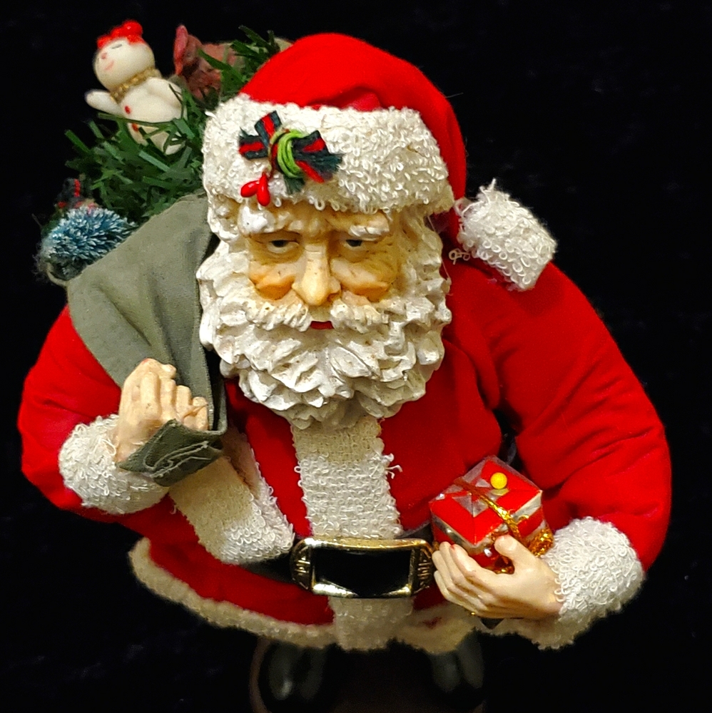 Vintage Santa Claus figurine